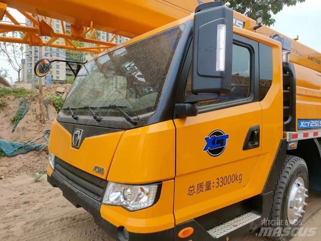 XCMG XCT 25 Всъдеходни кранове