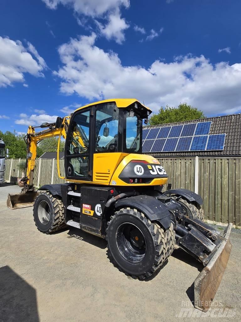 JCB 110 W Hydradig Колесни екскаватори