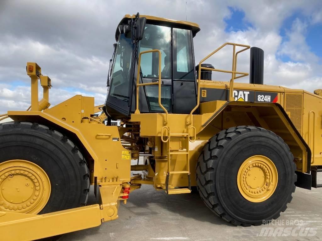 CAT 824 H Колесни булдозери
