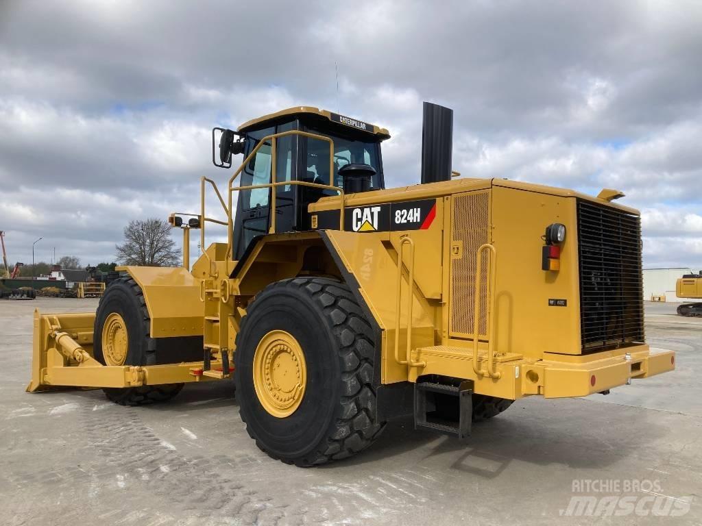 CAT 824 H Колесни булдозери
