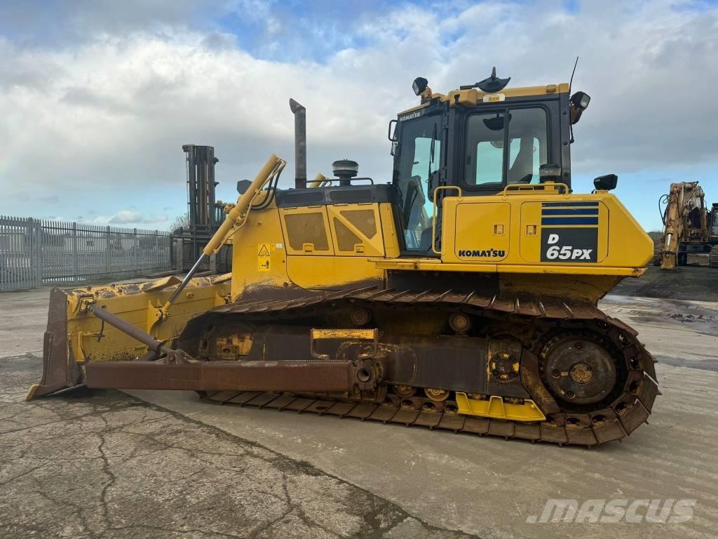Komatsu D 65 PX-18 Верижни булдозери
