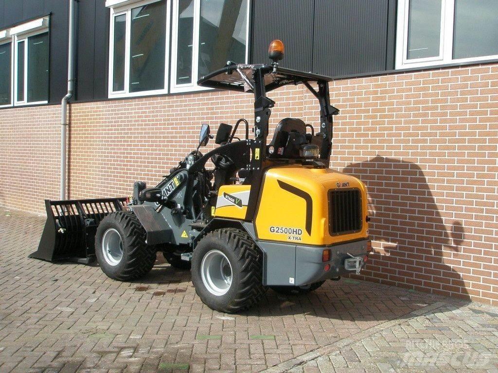 GiANT G2500 Мини товарачи