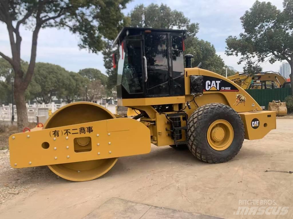CAT CS 683 E Еднобарабанни ролки
