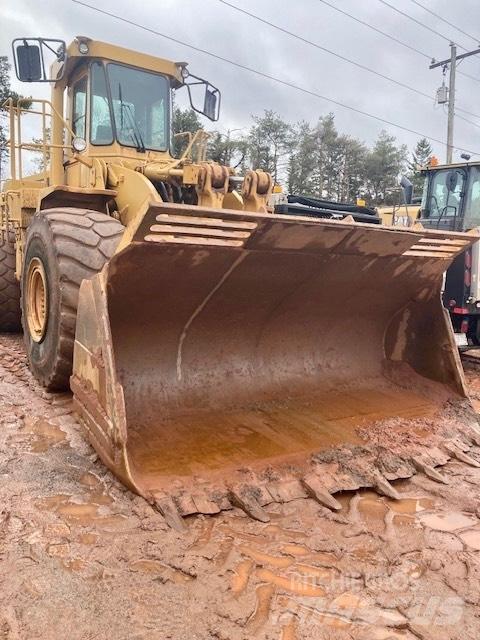 CAT 980 F Колесни товарачи