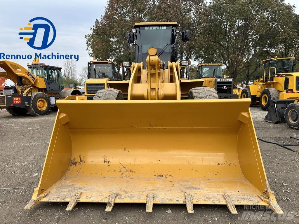 CAT 966H Колесни товарачи