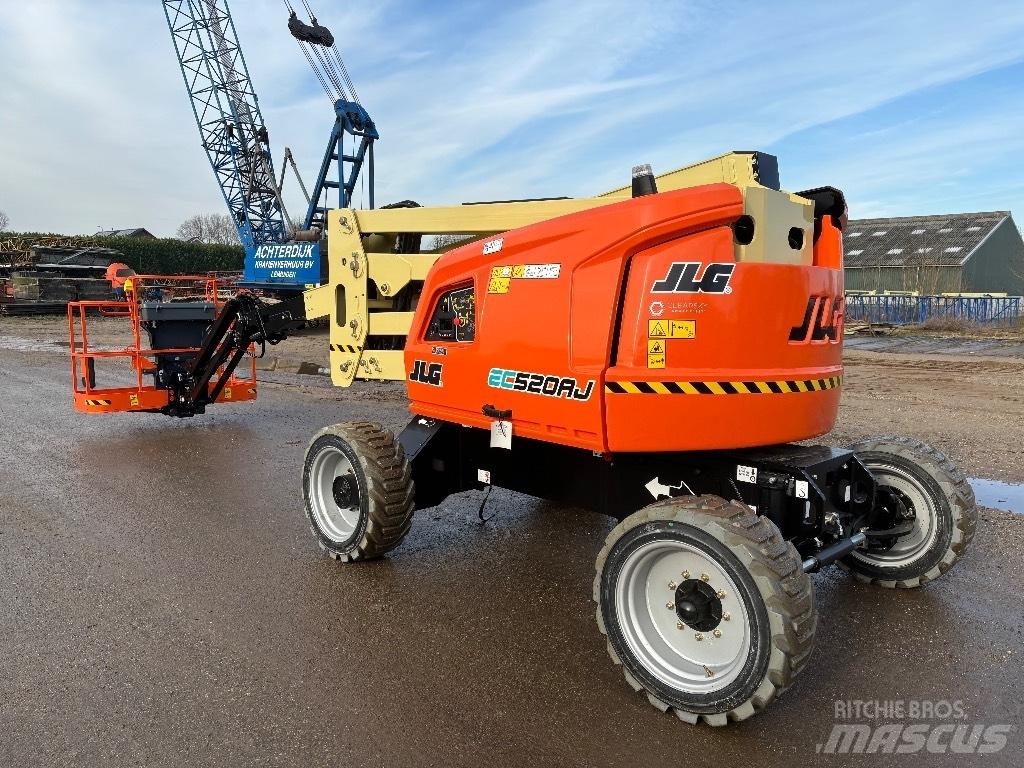 JLG EC 520 AJ Съчленени стрелови подемници