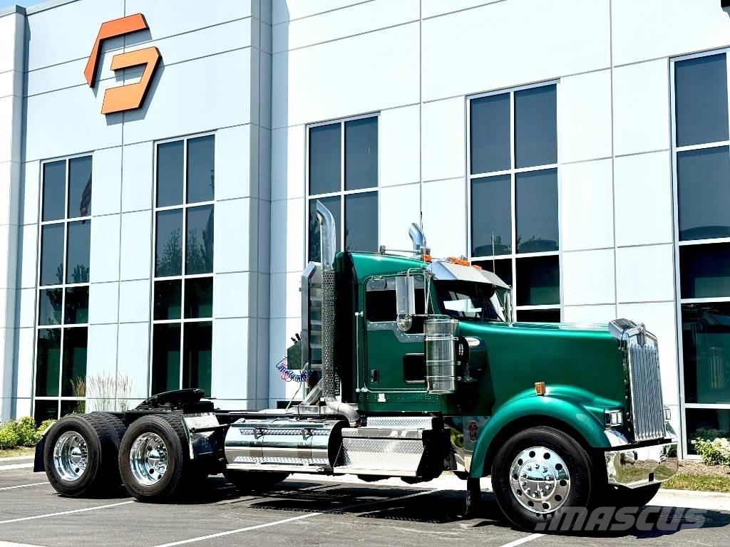 Kenworth W 900 Влекачи