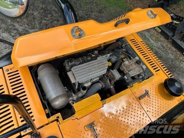 JCB JS190N LC Верижен екскаватор