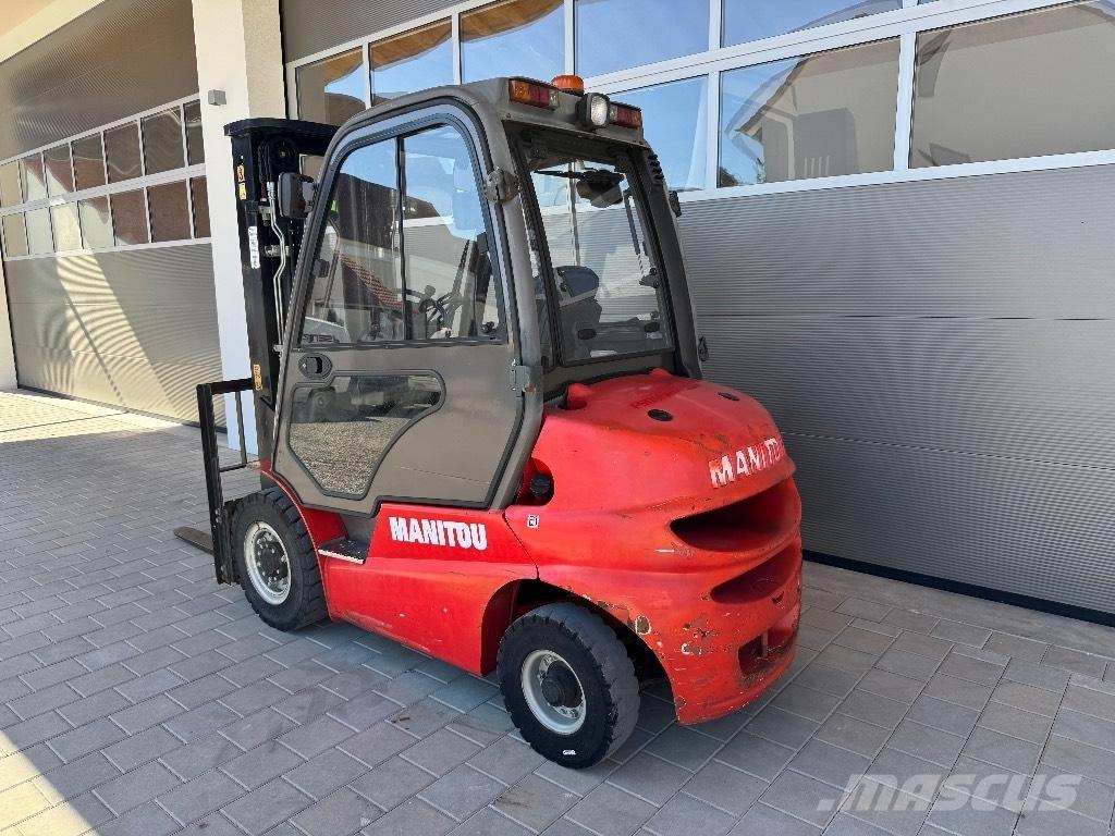 Manitou MI 25 Дизелови камиони