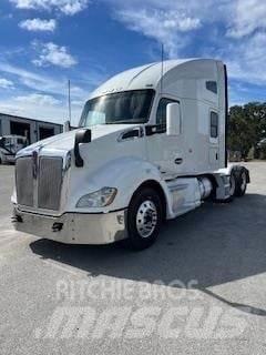 Kenworth T680 Влекачи