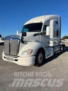 Kenworth T680 Влекачи