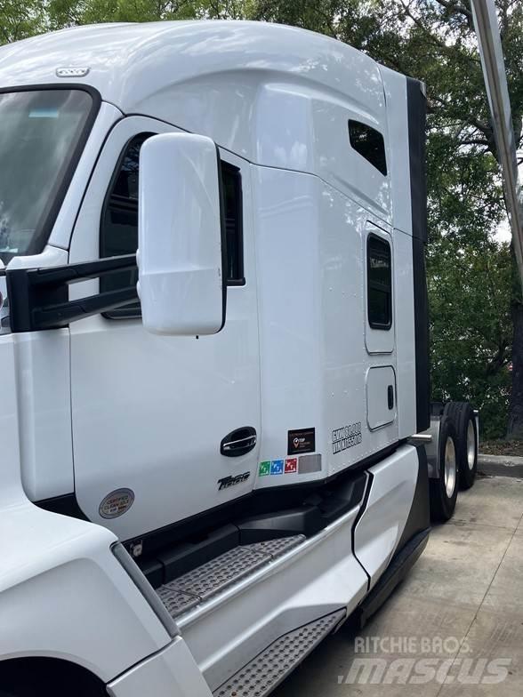 Kenworth T680 Влекачи