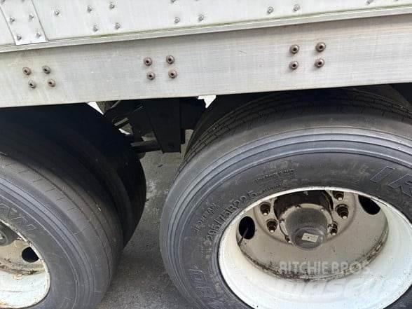 Wabash DRY VAN Ремаркета фургони