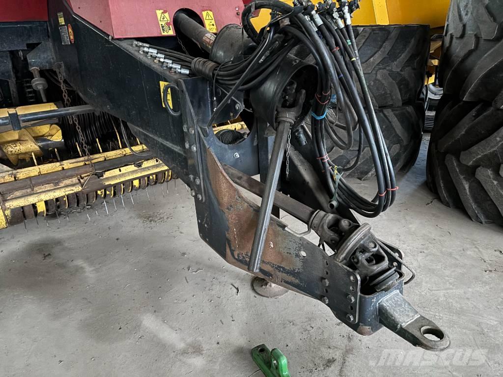 New Holland BB 940 Балопреси квадратни
