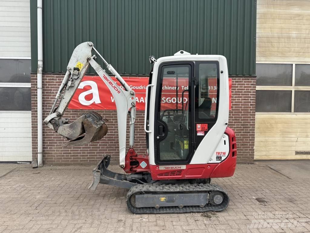 Takeuchi TB216 Мини екскаватори < 7 т