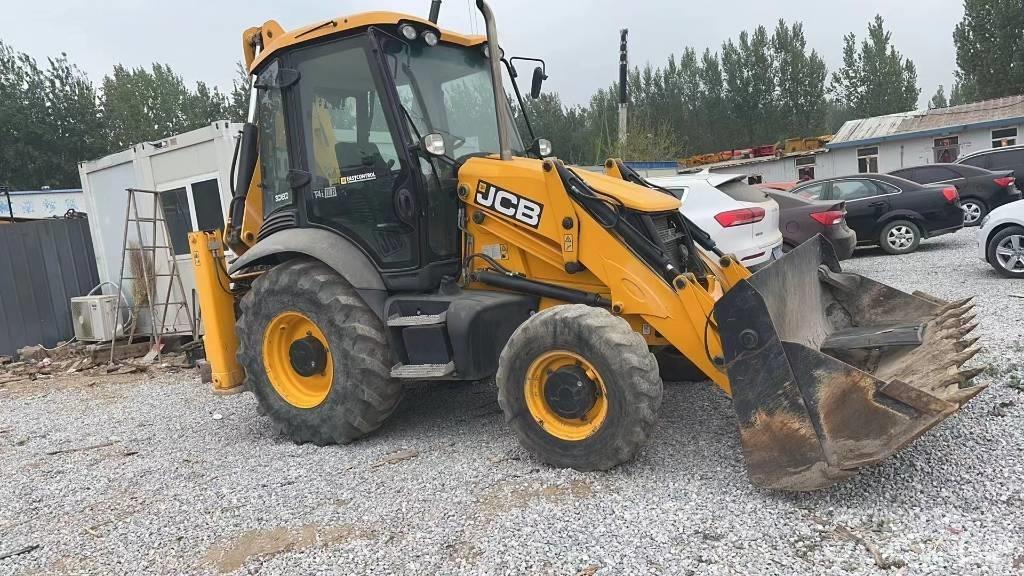 JCB 3CX Товарач със заден ексватор