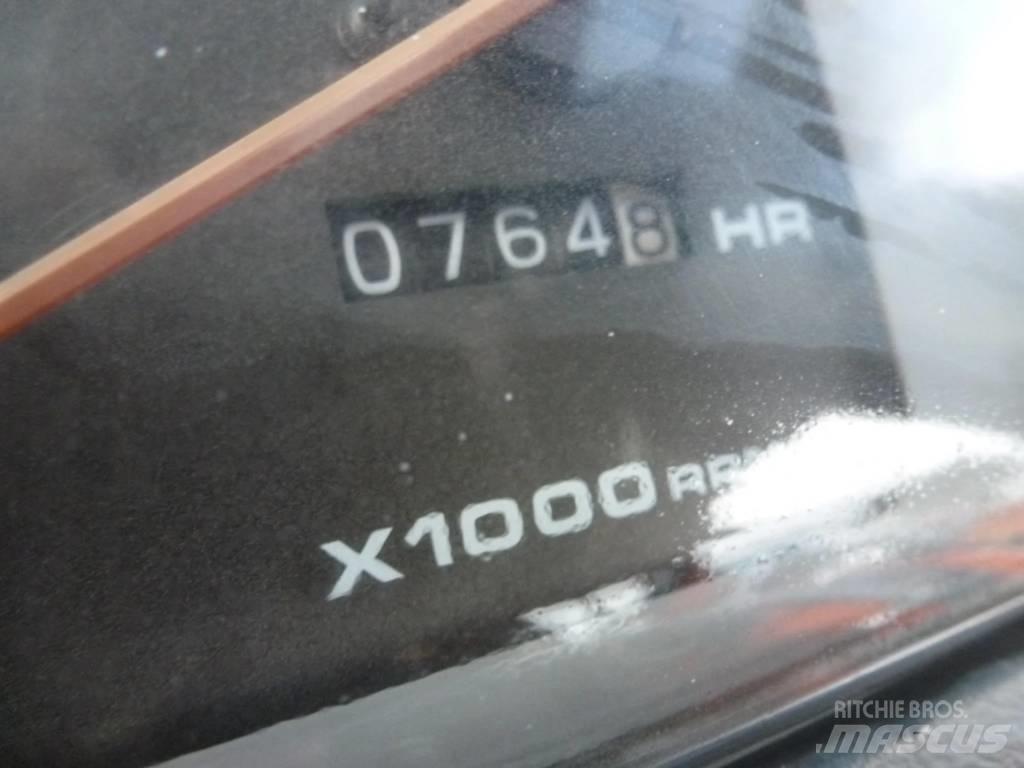 Kubota B 21 Товарач със заден ексватор