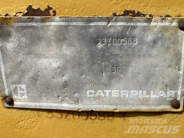 CAT 936 Колесни товарачи