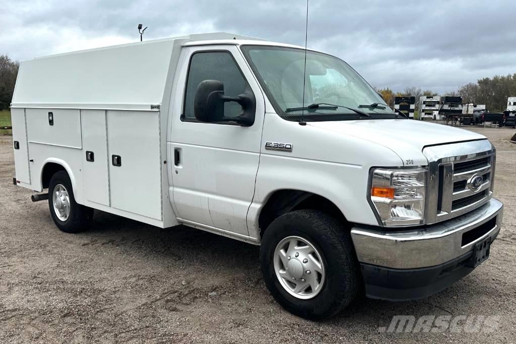 Ford E 350 Econoline Пикапи