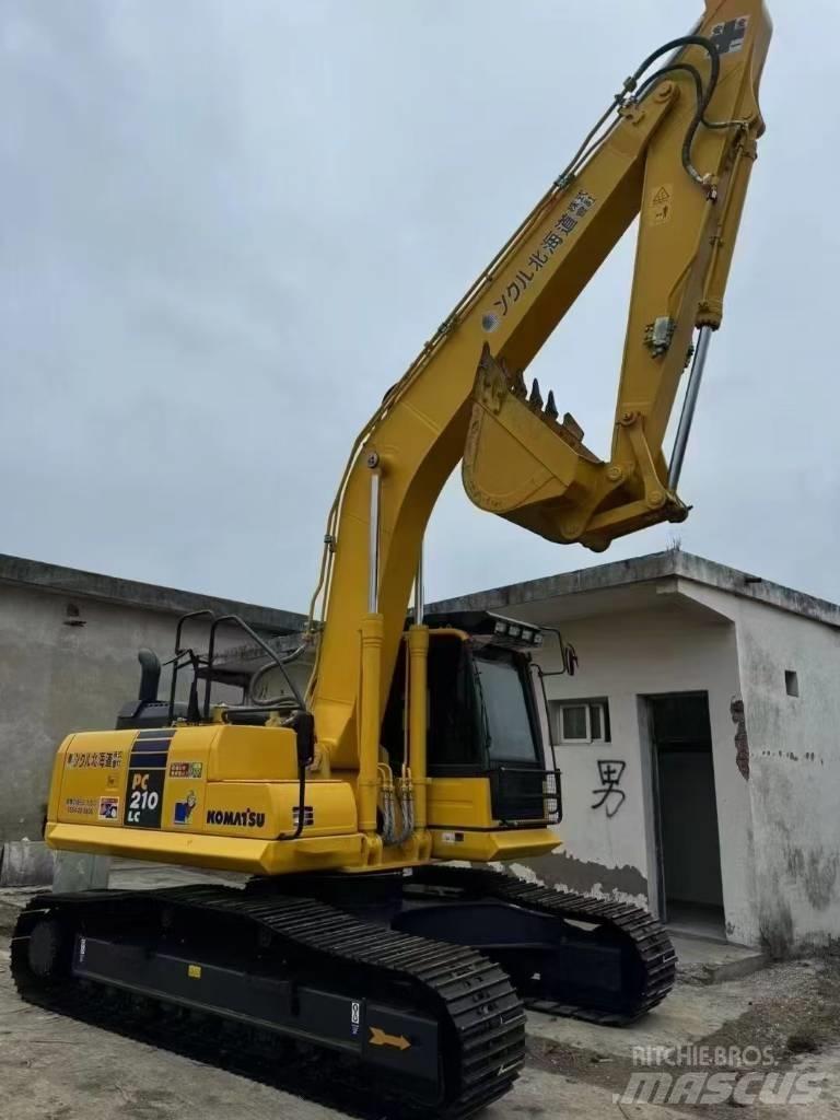 Komatsu 210LC-8 Верижен екскаватор