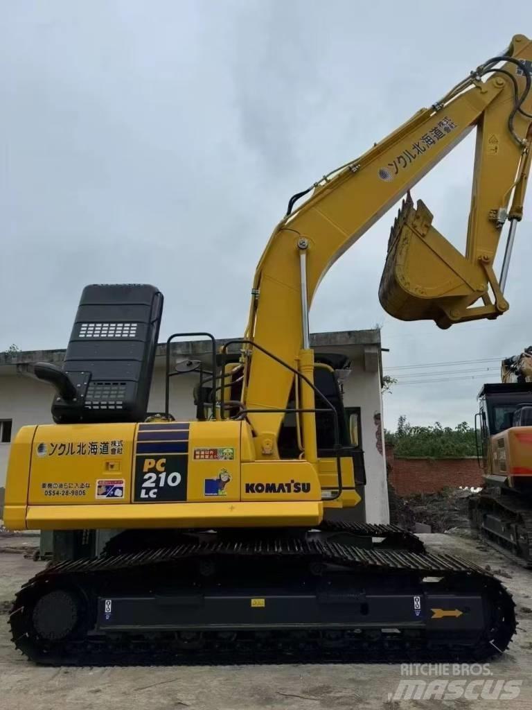 Komatsu 210LC-8 Верижен екскаватор