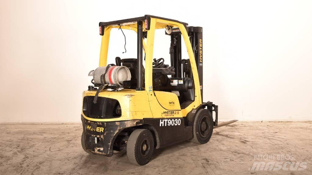 Hyster H 2.5 FT LPG Камиони с АГУ