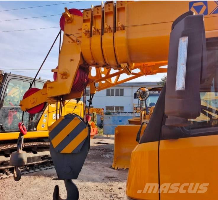 XCMG QY 50 Всъдеходни кранове