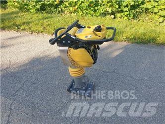 Bomag BT 65 Уплътнители за плочи
