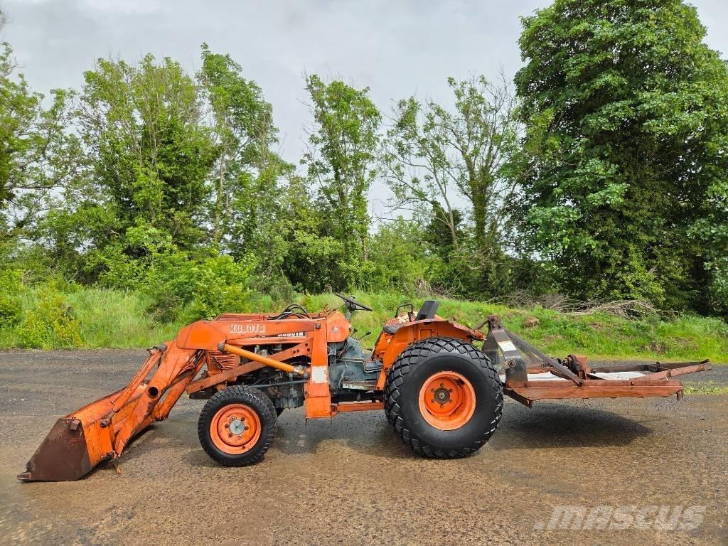 Kubota L 235 Компактни трактори