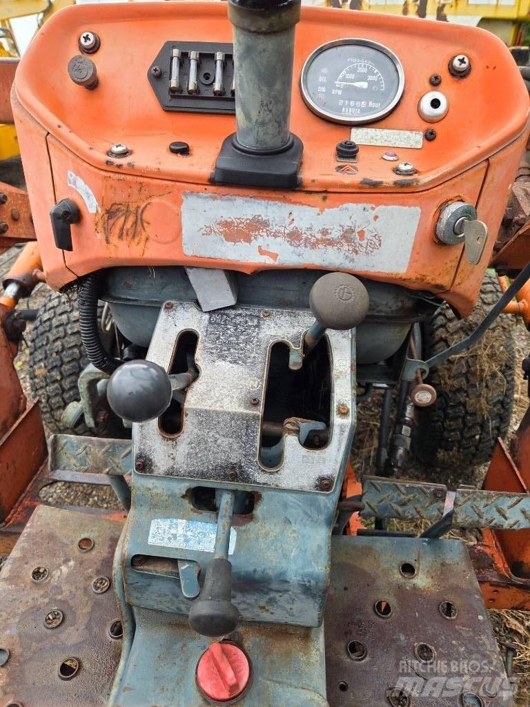 Kubota L 235 Компактни трактори
