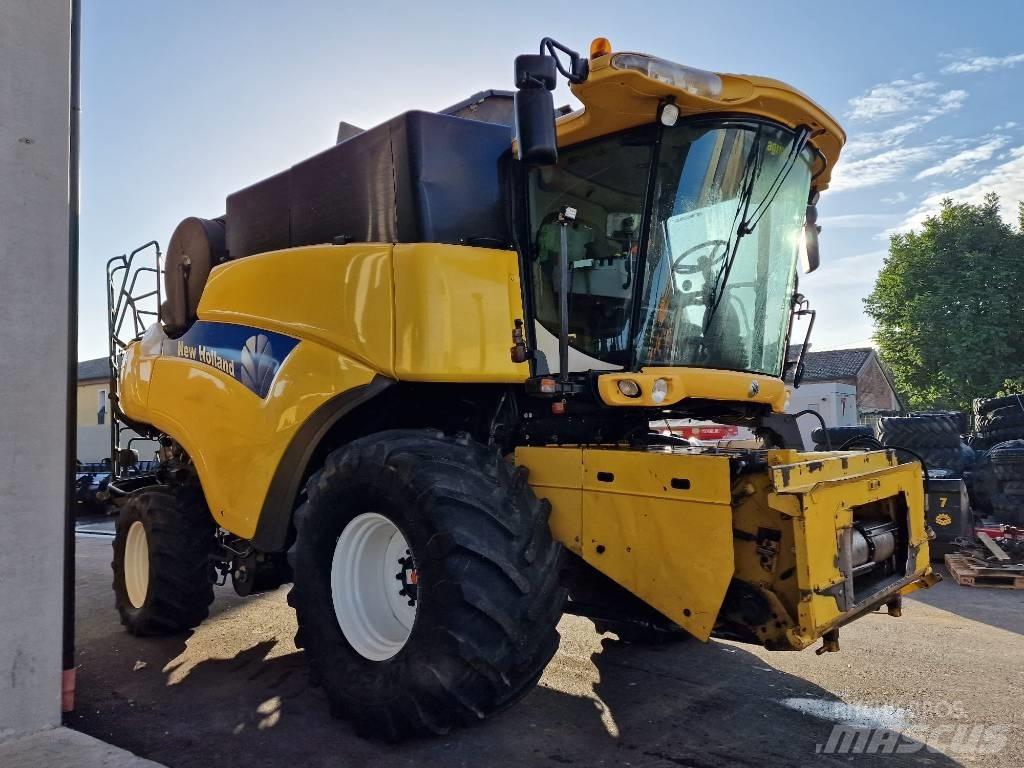 New Holland CR 9060 Комбайни