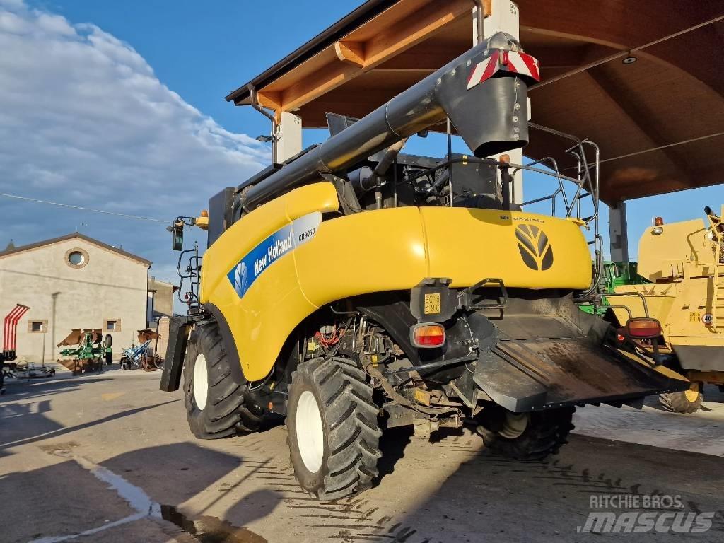 New Holland CR 9060 Комбайни