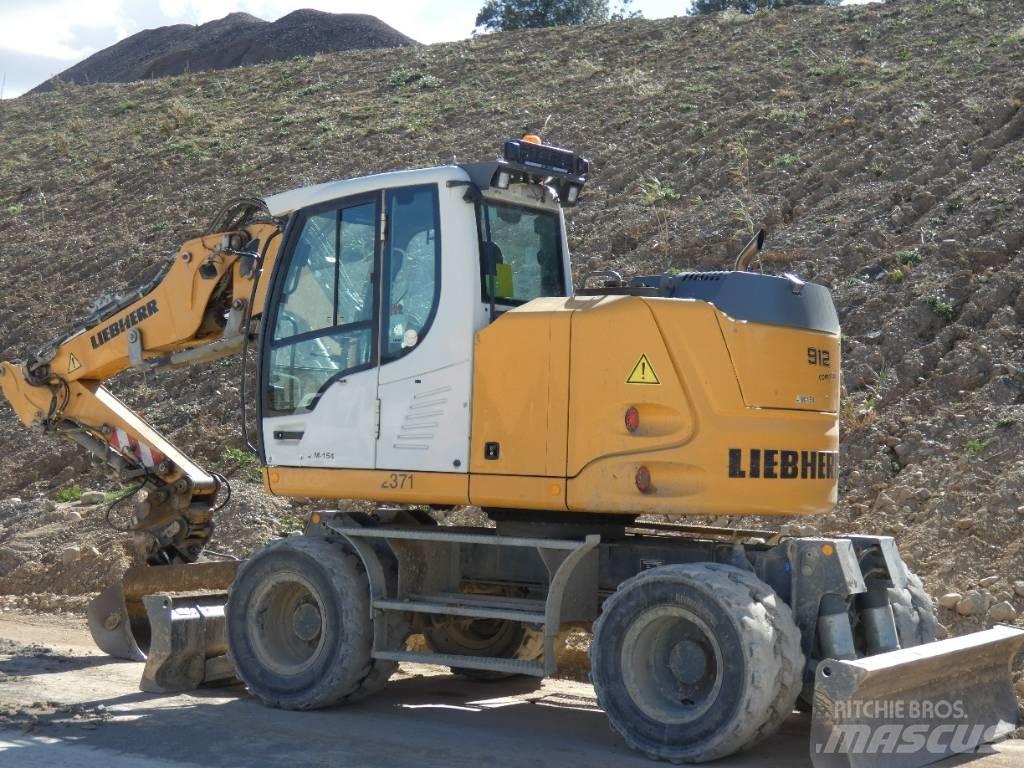 Liebherr A 912 Колесни екскаватори