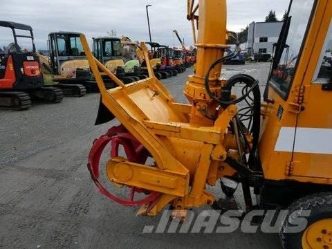  NIIGATA NR-222 Снегохвъргачки
