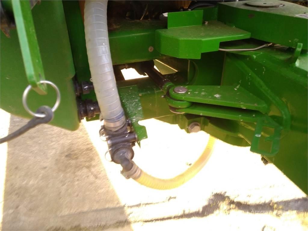 John Deere 740i Прикачни пръскачки

