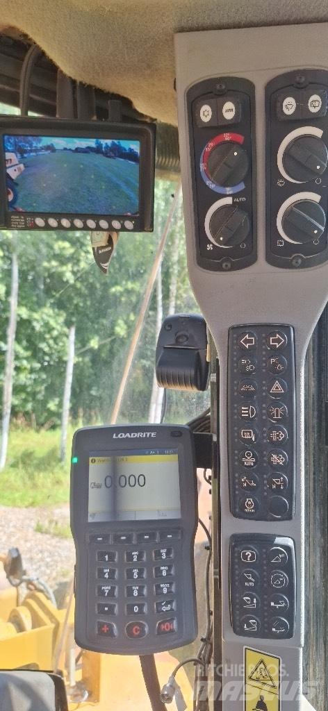 CAT 966 KXE Колесни товарачи
