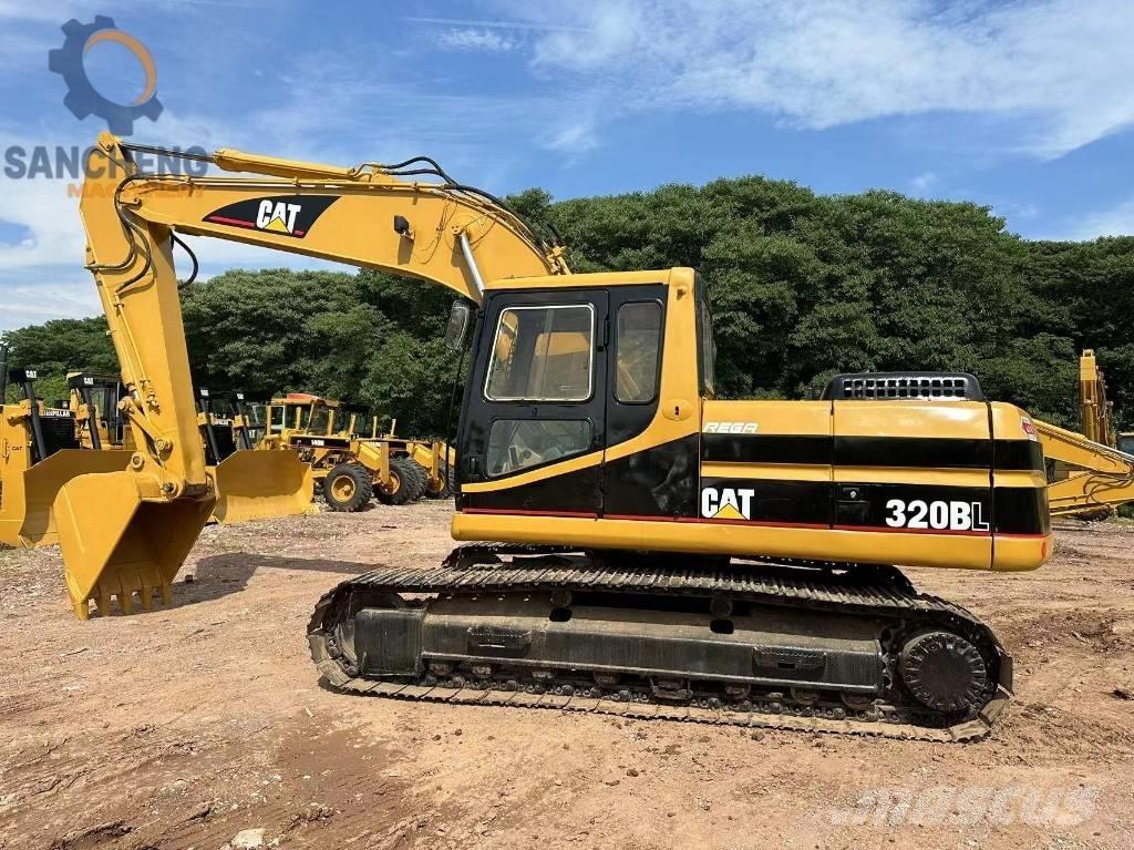 CAT 320B Верижен екскаватор