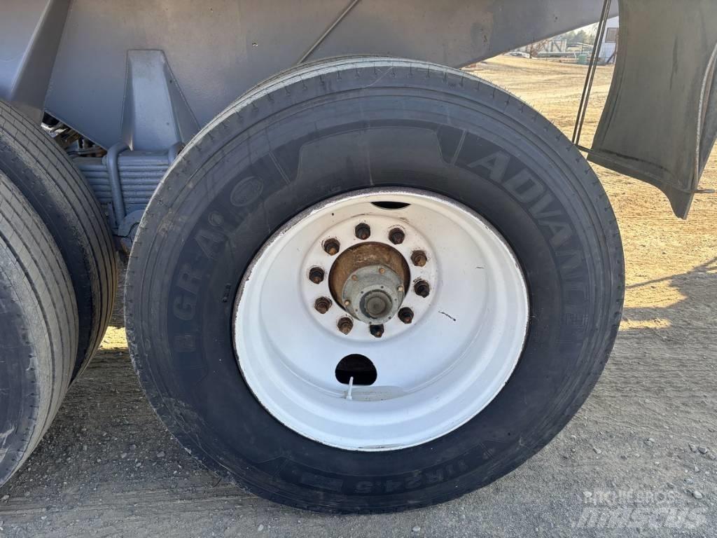  Reliance 26" Самосвали