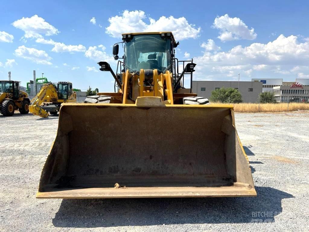CAT 950 K Колесни товарачи