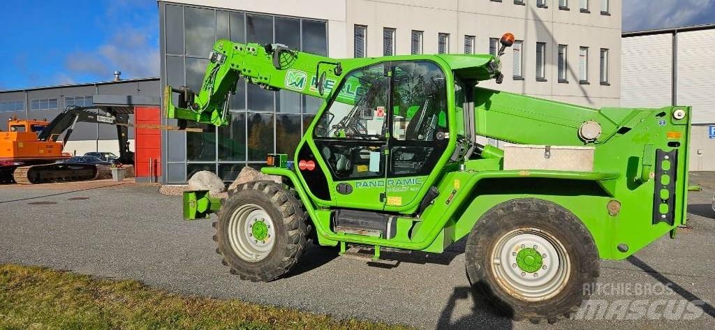 Merlo P40.17PLUS Телескопични товарачи