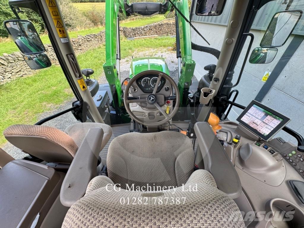 John Deere 6130 R Трактори