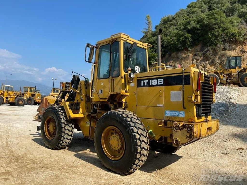 CAT IT 18 B Колесни товарачи