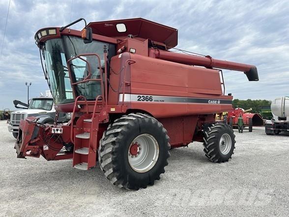 Case IH 2366 Комбайни