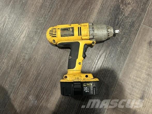 DeWalt DW059 Уреди, средства за измерване и автоматизация
