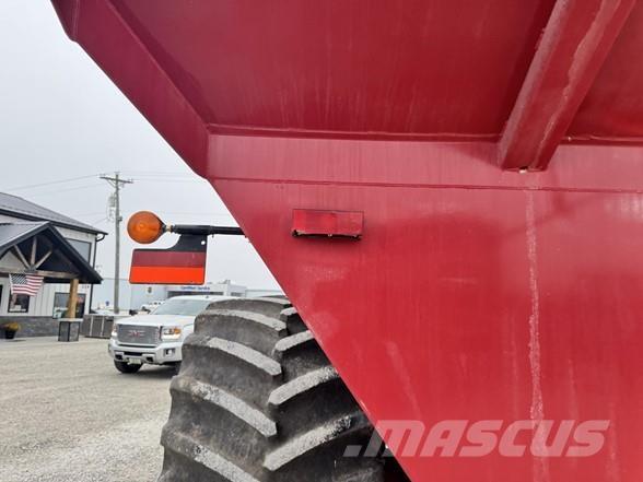 J&M 1000-20 Ремаркета за зърно / силаж
