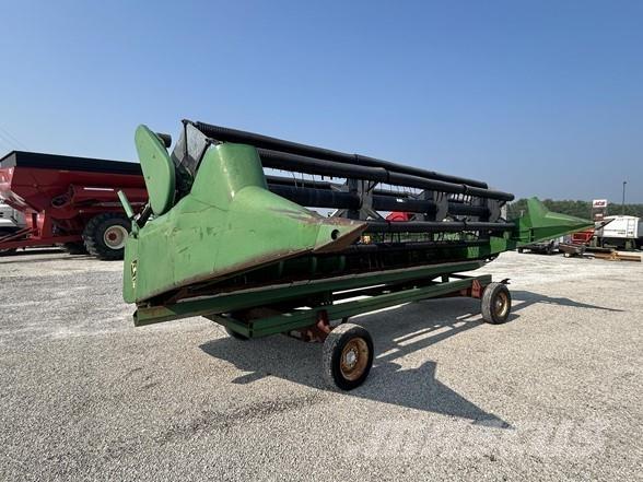 John Deere 220 Глави за комбайн