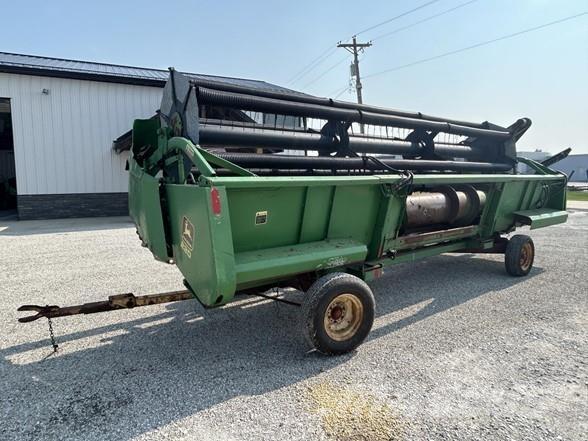 John Deere 220 Глави за комбайн