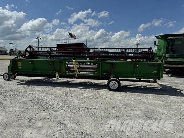 John Deere 925 Глави за комбайн
