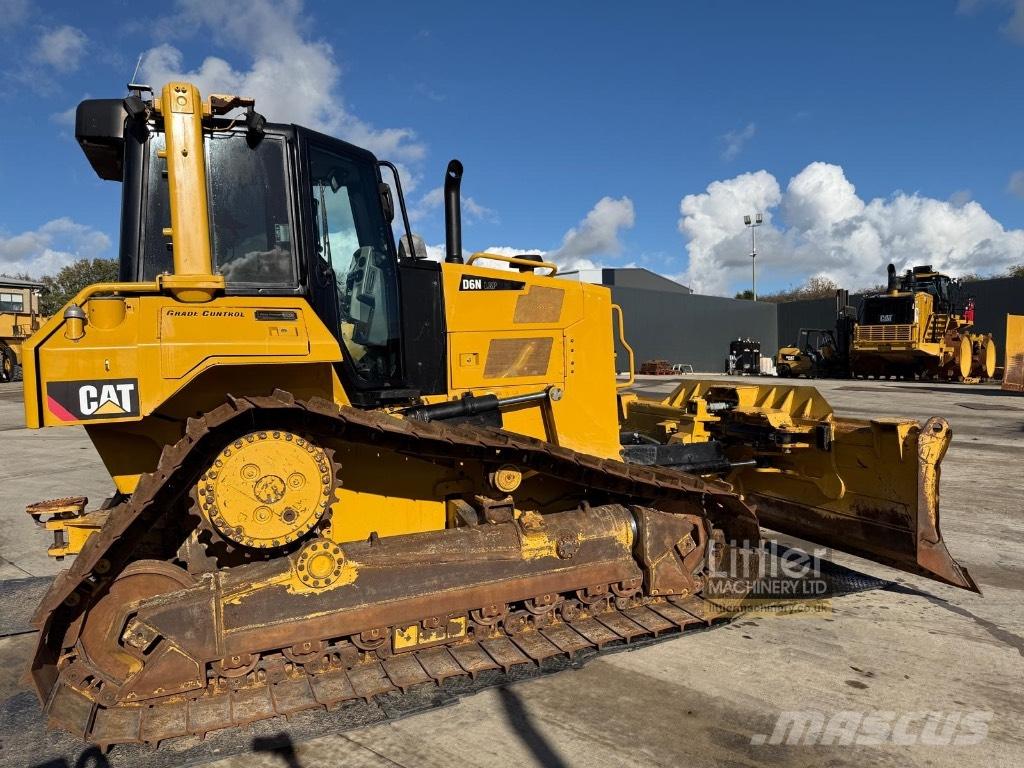 CAT D 6 N LGP Верижни булдозери
