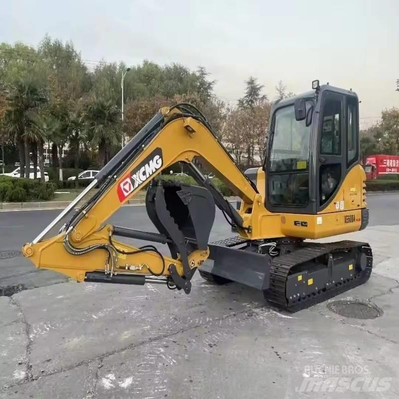 XCMG XE 60 DA Верижен екскаватор